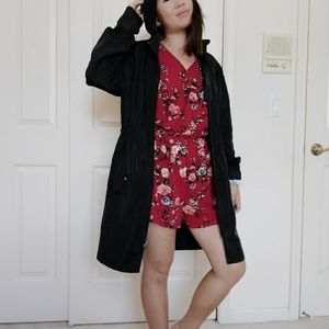 hooded black anorak [s]